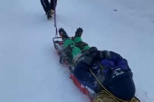 На Эльбрусе спасли альпинистку из Минусинска