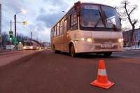 В Красноярске на пешеходном переходе автобус сбил 10-летнего мальчика