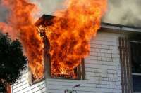 В Минусинске огнем поврежден частный дом