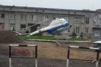 По соседству с Минусинском во время бури повредило вертолет МИ-2