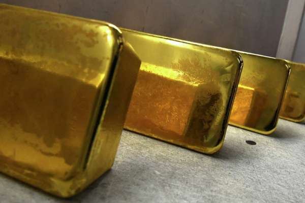 Из Хакасии в Красноярск незаконно вывезли 6 золотых слитков