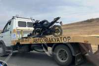 В Хакасии за рулем мотоцикла остановили школьницу