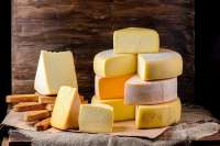 Специалисты Роспотребнадзора дали рекомендации по выбору сыра