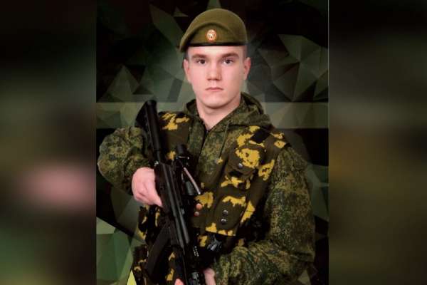В Минусинске простятся с солдатом Сергеем Романовым, погибшим на Донбассе