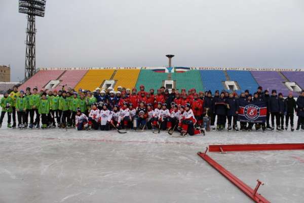 Хоккейный сезон в Абакане стартует с городского турнира памяти Геннадия Вяткина