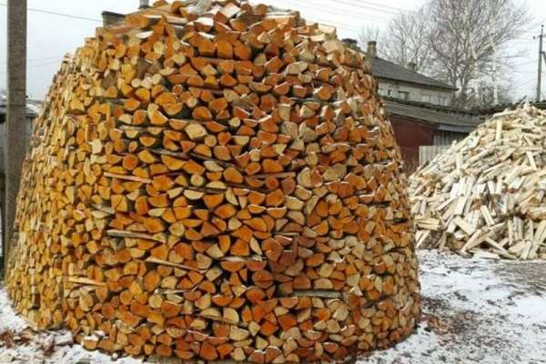 В Каратузском районе вспомнили о необычном способе укладывания дров