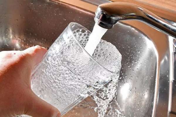 Специалисты Управления Роспотребнадзора Хакасии рассказали о качестве питьевой воды в республике