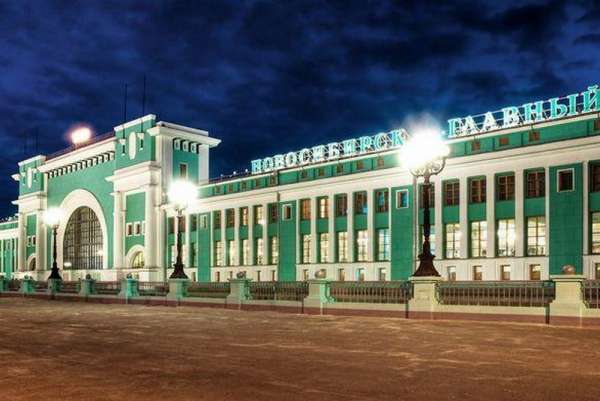 Бывший начальник железнодорожной станции Новосибирск-Главный осужден за получение взяток