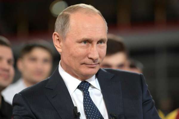В Думу внесли законопроект, дающий Путину право вновь баллотироваться на пост президента