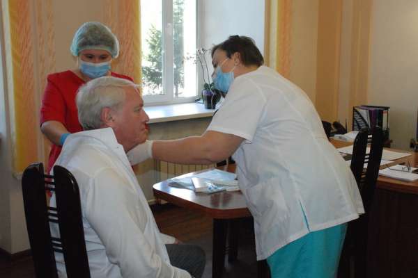 В Минусинске продолжается массовая вакцинация против гриппа и ОРВИ
