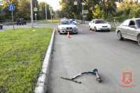 В Красноярске школьник на самокате погиб под колесами автомобиля