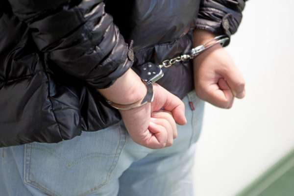 У жителя Шушенского полицейские Абакана изъяли почти килограмм наркотиков