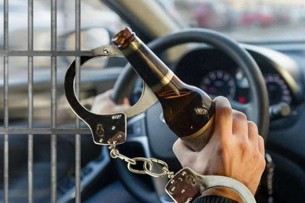 В Хакасии любителей пьяных поездок за рулём отправили в колонию