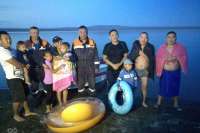 В Туве на озере спасли двух детей