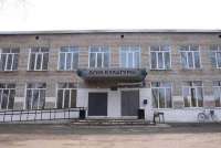 Прокуратура потребовала от подрядчика более 6 млн рублей за сорванный капремонт Дома культуры в селе Тесь