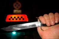 В Абакане таксист нанес ножевые ранения целой семье