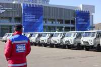 В Минусинске обновили автопарк медучреждений: девять новых машин для медиков