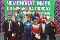 Спортсменка из Хакасии стала пятикратной чемпионкой мира по борьбе на поясах