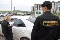 В Красноярске приставы изъяли автомобиль у мужчины, задолжавшего 300  млн рублей по кредитам