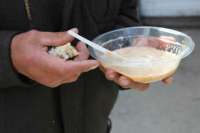 В Абакане бездомных накормят и обогреют