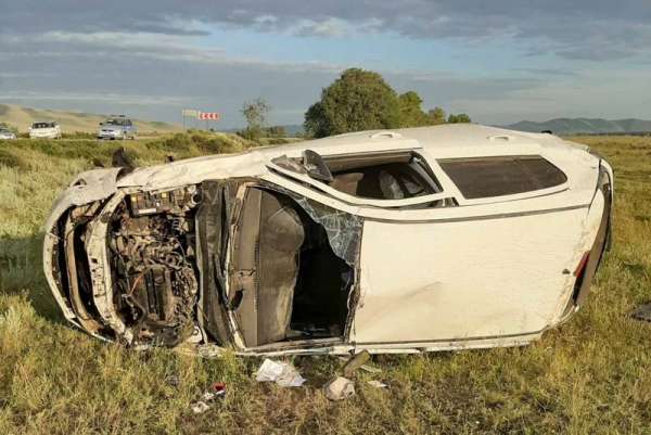В Ассизском районе Opel Astra улетел в кювет: пассажир погиб, водитель травмирован