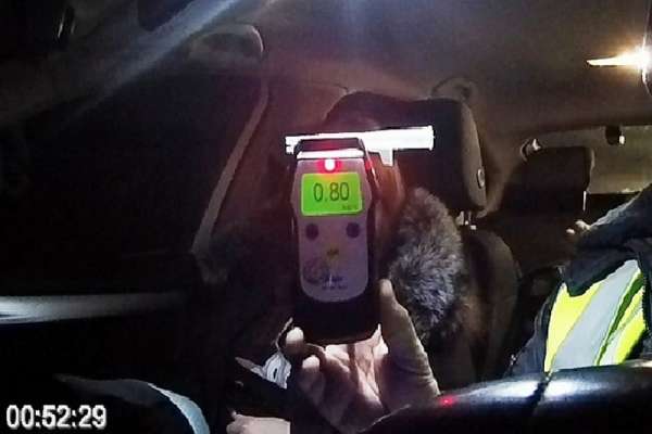 В Хакасии поймали водительницу подшофе, которая собиралась сдавать на права