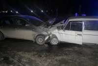 В Хакасии в ДТП серьёзно пострадал водитель «Жигулей»