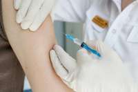 В России начали вводить обязательную вакцинацию от коронавируса
