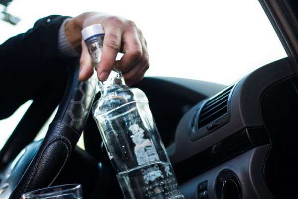 В Хакасии порядка 300 водителей каждый месяц садятся пьяными за руль
