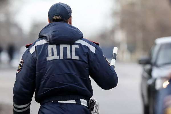 Инспекторы ДПС задержали пьяного жителя Минусинского района,  перевозившего 11-месячного младенца