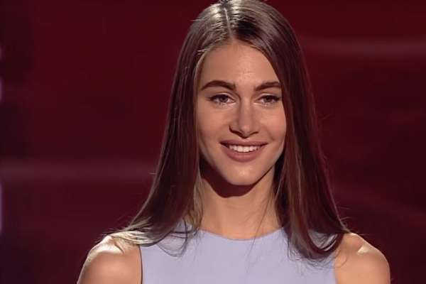 Анастасия Юст из Абакана покорила трех членов жюри шоу «Голос»