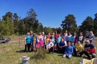 В Минусинском районе волонтеры высадили деревья в честь Дня Победы