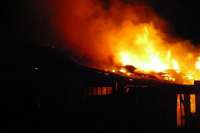 В Минусинском районе при пожаре один мужчина погиб, другой получил ожоги