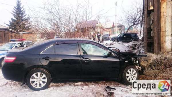 Новый год в Минусинске начался с тяжелой дорожной аварии