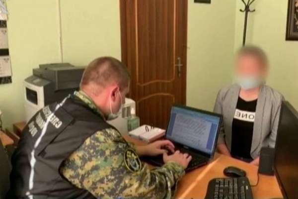 В Красноярском крае предстанут перед судом за махинации две чиновницы и два предпринимателя