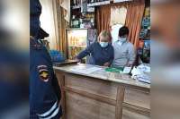 В Минусинском районе власти проверили магазины, кафе и автобусы