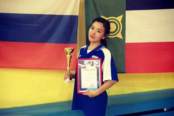 В Хакасии лучшим учителем здоровья стала физрук Национальной гимназии