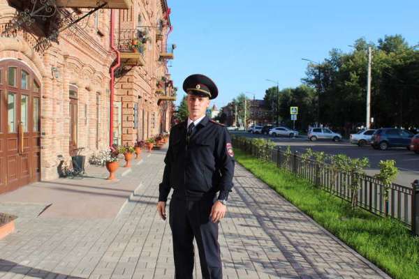 Профессиональный праздник отмечают участковые полиции Минусинска