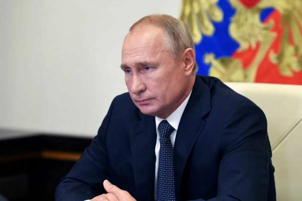 Владимир Путин: Необходимо оперативно разработать вакцину от коронавируса для детей от двух лет