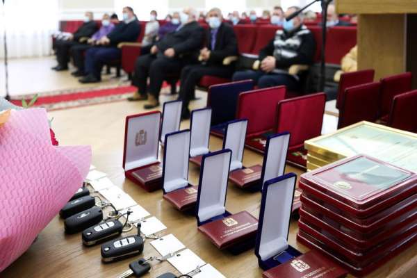 Аграрии Краснотуранского района получили трудовые награды