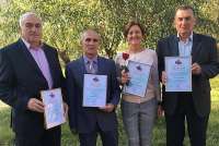 В Минусинске тренеры спортшколы получили награды мэрии города
