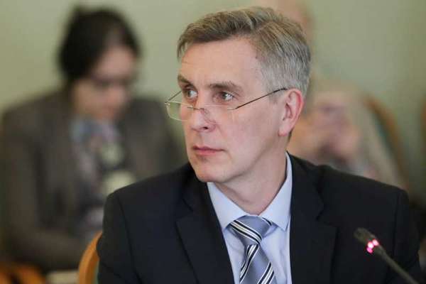 Алексей Додатко предложил новые льготы для ветеранов боевых действий на заседании Совета законодателей
