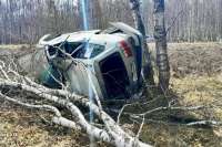 Автомобиль с шестью людьми перевернулся на автодороге Пригорск-Ербинская в Хакасии