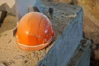 На Березовской ГРЭС рабочего убило струей из бетононасоса