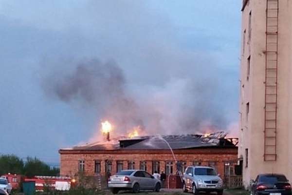 На курорте Хакасии сгорело здание грязелечебницы