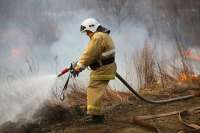 МЧС Хакасии: количество пожаров уменьшилось, но обстановка остается тревожной