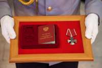 Владимир Путин посмертно наградил орденами Мужества троих погибших сотрудников полиции из Красноярска