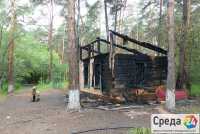 В Минусинске сгорела комната кривых зеркал (фото)