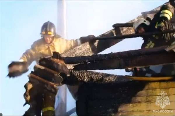 Недосмотр за печами стал причиной возгорания одного дома и двух бань в Хакасии
