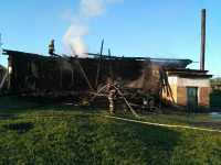 В Минусинском районе пожар уничтожил сельский клуб